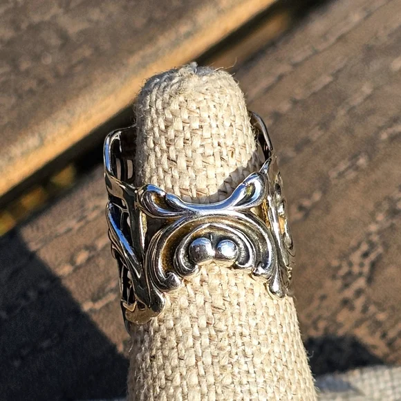 14k gold & 925 sterling spider web ring - Picture 6 of 10